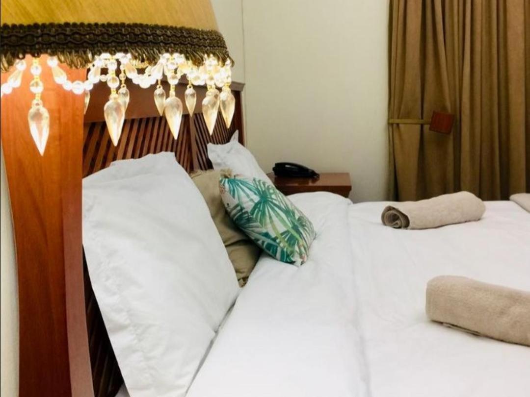 האריסמית Tom'S Place Guest House מראה חיצוני תמונה